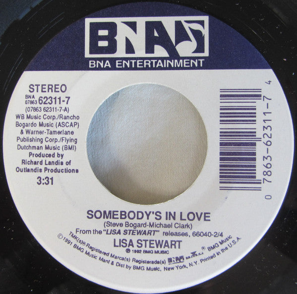 Lisa Stewart (4) : Somebody's In Love (7", Single)