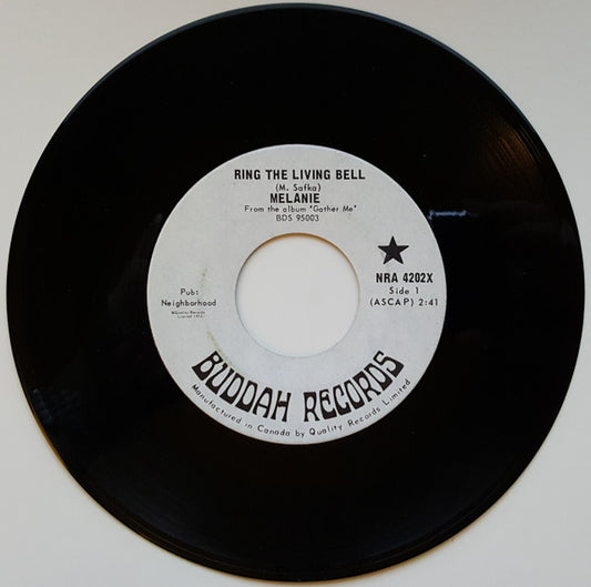 Melanie (2) : Ring The Living Bell / Railroad (7", Single)
