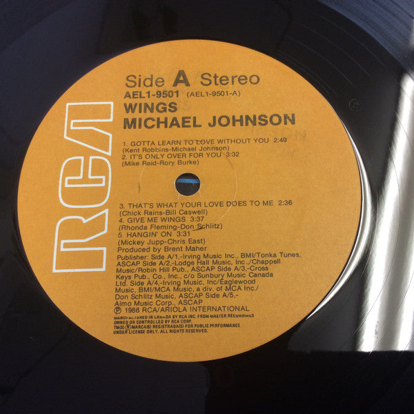 Michael Johnson (5) : Wings (LP, Album)