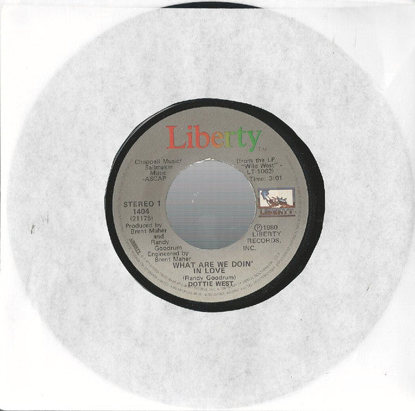 Dottie West : What Are We Doin' In Love (7", Single)
