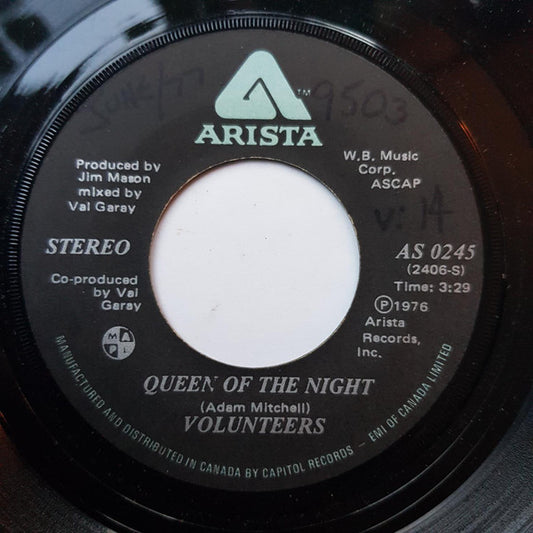 Volunteers (2) : Queen Of The Night (7", Single)