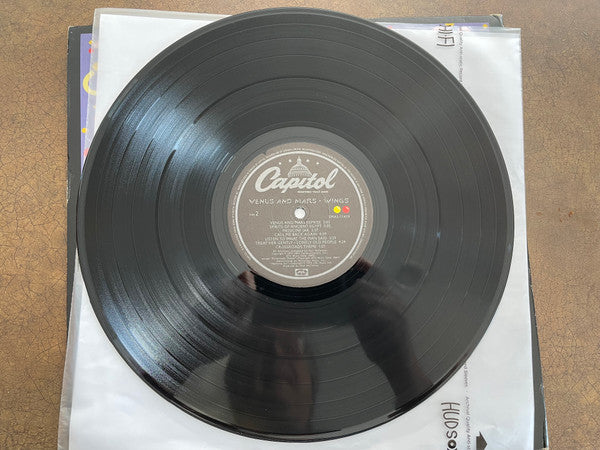 Wings (2) : Venus And Mars (LP, Album)