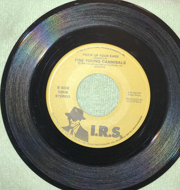 Fine Young Cannibals : Suspicious Minds (7", Single)