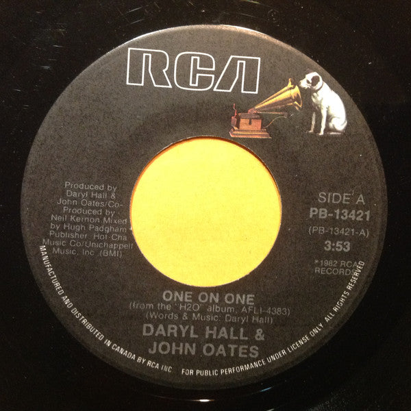 Daryl Hall & John Oates : One On One (7", Single)