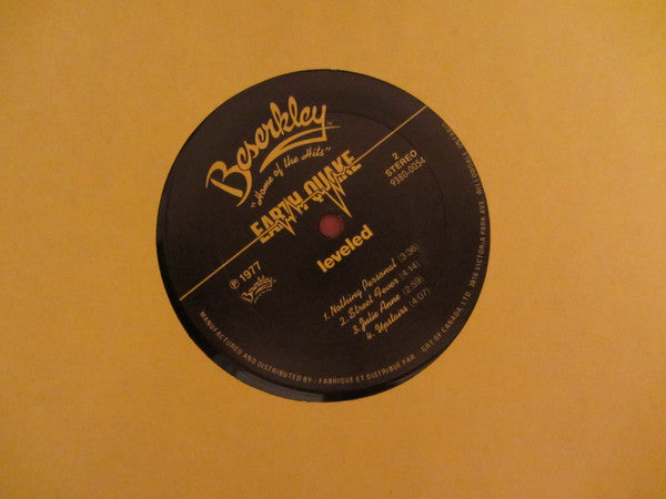Earth Quake (2) : Leveled (LP, Album)