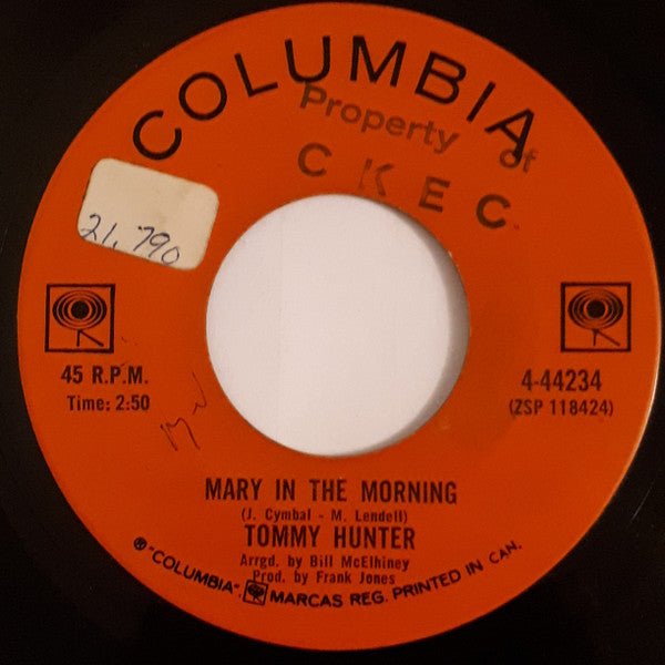 Tommy Hunter (2) : Mary In The Morning / The Battle Of The Little Big Horn (7", Single)