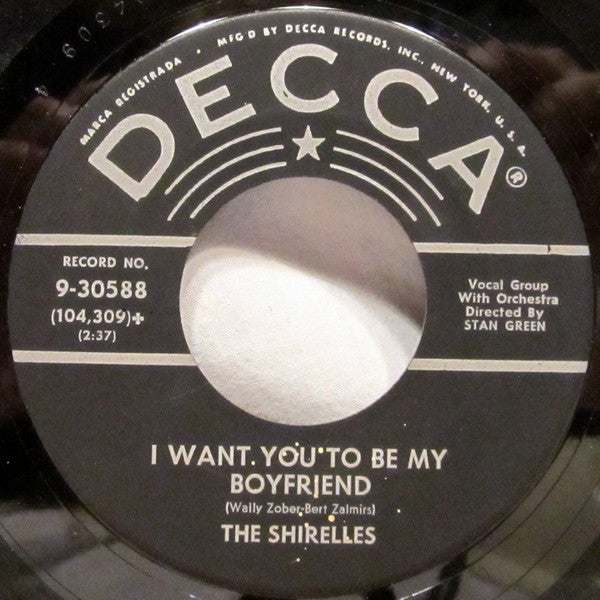 The Shirelles : I Met Him On A Sunday (Ronde-Ronde) (7", Single, Glo)