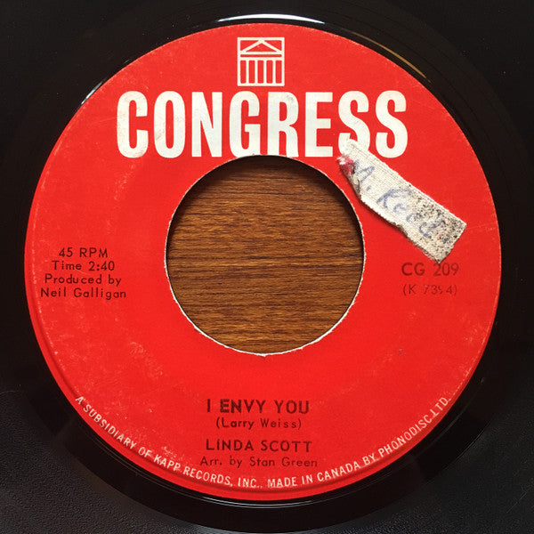 Linda Scott : Everybody Stopped Laughing At Janie / I Envy You (7")