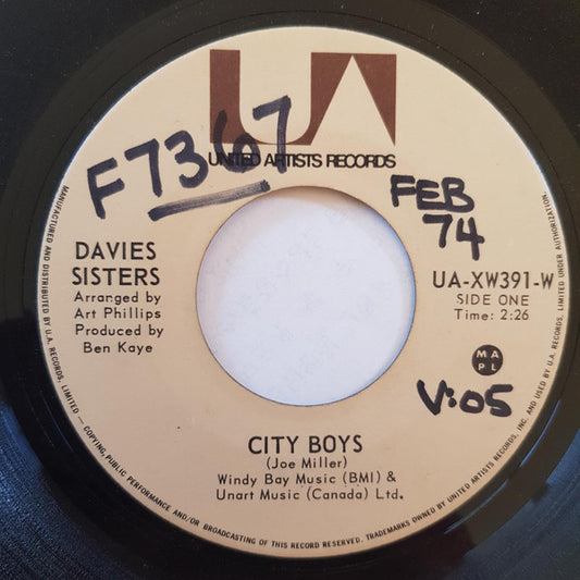 Davies Sisters : City Boys / Saturday Night And Sunday Morning (7", Single)