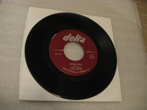 Lattie Moore : Drunk Again (7", Single)