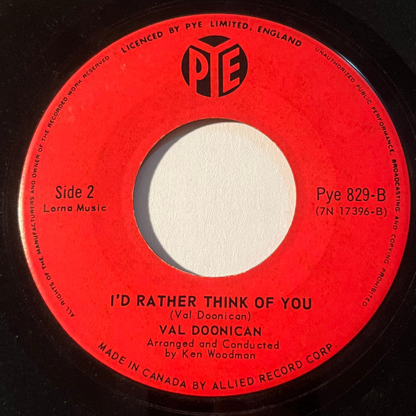 Val Doonican : If The Whole World Stopped Lovin' / I'd Rather Think Of You (7", Single)