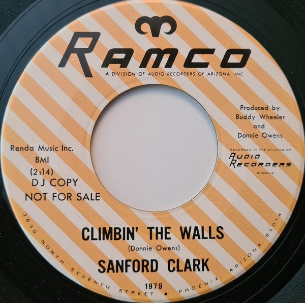 Sanford Clark : (They Call Me) Country / Climbin' The Walls (7", Promo)