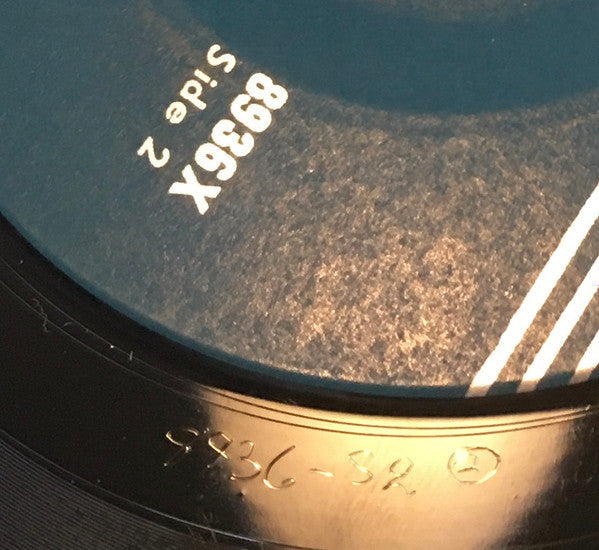 MG And The Escorts : Please Don't Ever Change (7", Single)