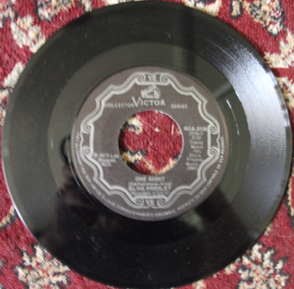 Elvis Presley : Love Me Tender / One Night (7", Single)