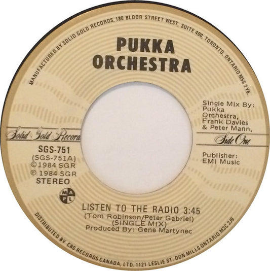 Pukka Orchestra : Listen To The Radio (7", Single)