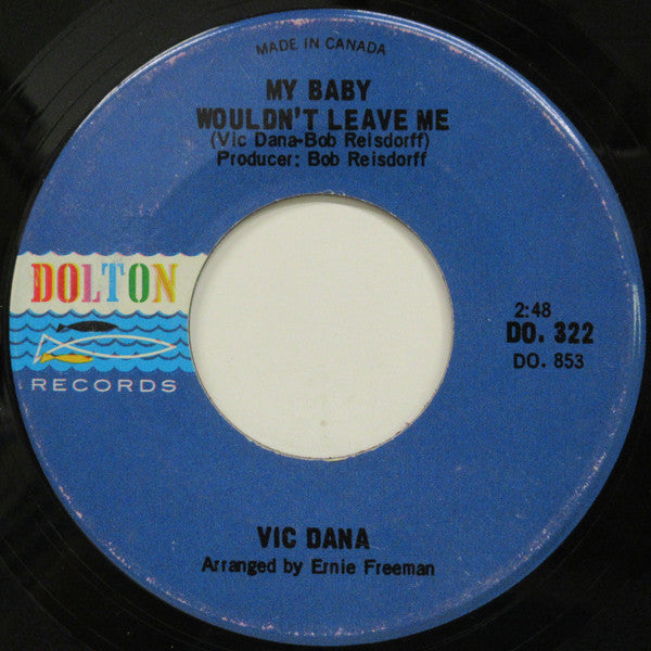 Vic Dana : A Million And One / My Baby Wouldn't Leave Me (7", Single)