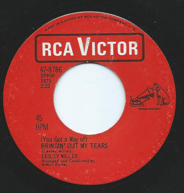 Lesley Miller : He Wore The Green Beret / (You Got A Way Of) Bringin' Out My Tears (7", Single)