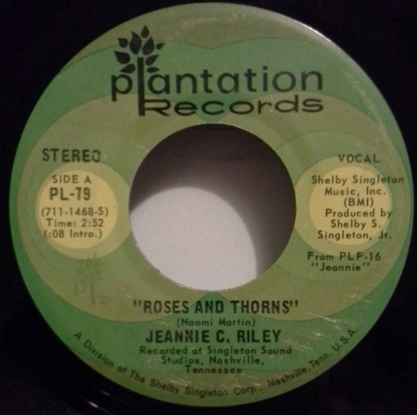 Jeannie C. Riley : Shed Me No Tears / Roses And Thorns (7")