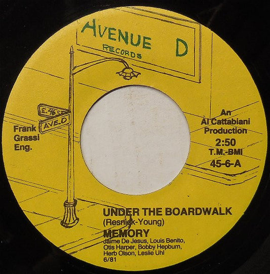 Memory (12) : Under The Boardwalk (7", Single)
